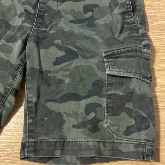Boys camo cargo short - Medium - Picture 3 of 5